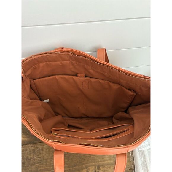 Adrienne Vittadini Women's Large Brown Leather Tote Bag - Picture 2 of 7